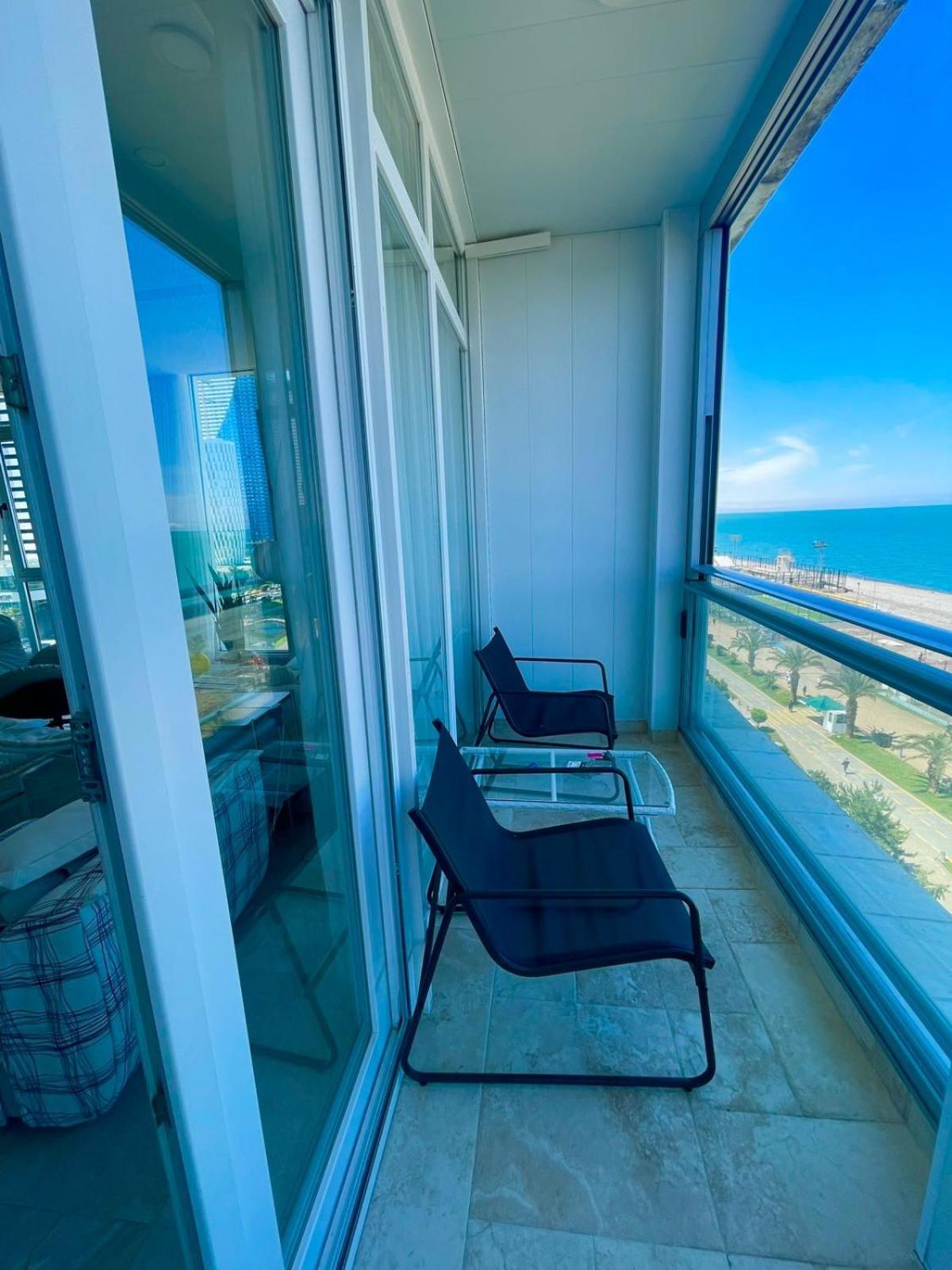 Apartment Magnolia Rustaveli 62 巴统 外观 照片