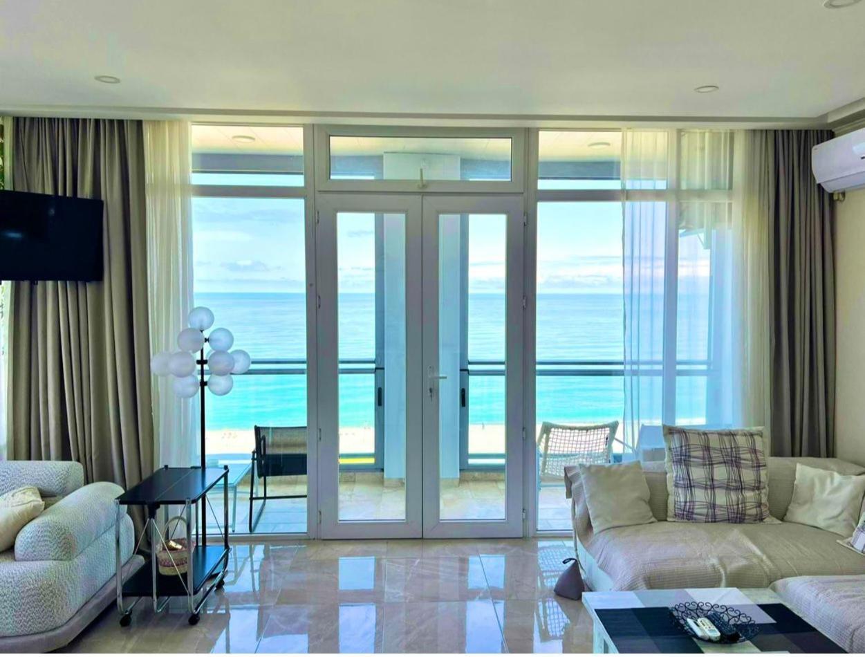 Apartment Magnolia Rustaveli 62 巴统 外观 照片