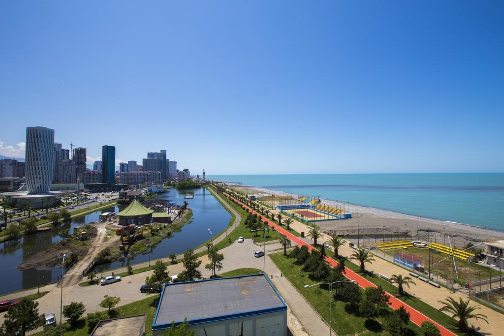Apartment Magnolia Rustaveli 62 巴统 外观 照片