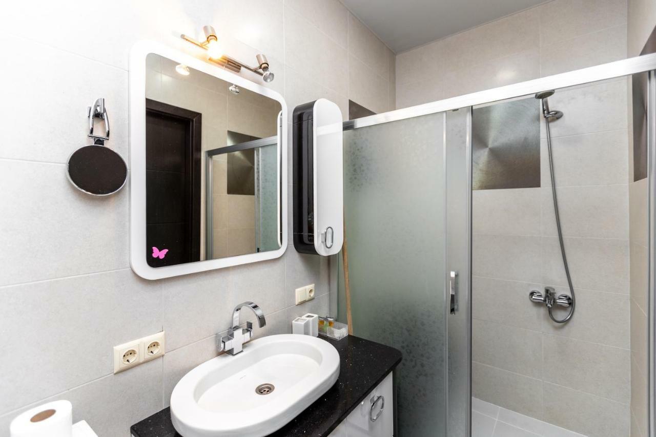 Apartment Magnolia Rustaveli 62 巴统 外观 照片