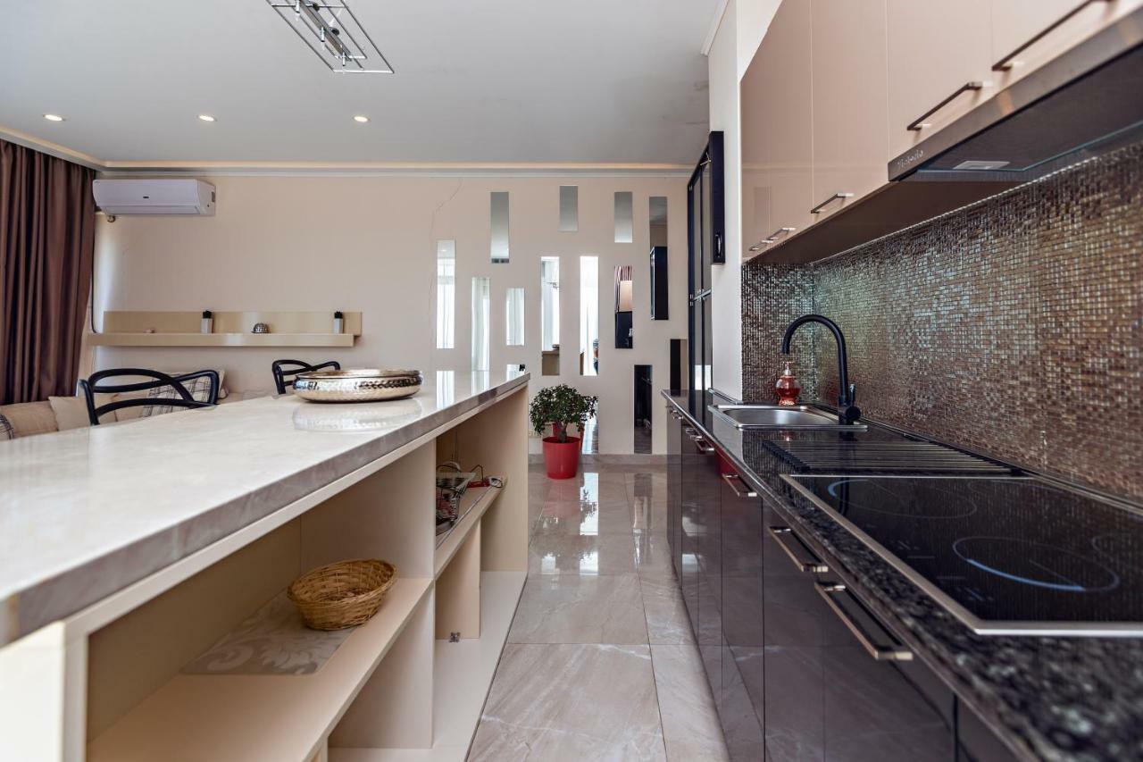 Apartment Magnolia Rustaveli 62 巴统 外观 照片